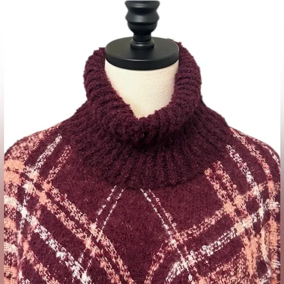 NWT BURGUNDY PINK & WHITE PULL OVER COWL NECK PONCHO SHAWL CAPE COVER UP - Picture 3 of 7